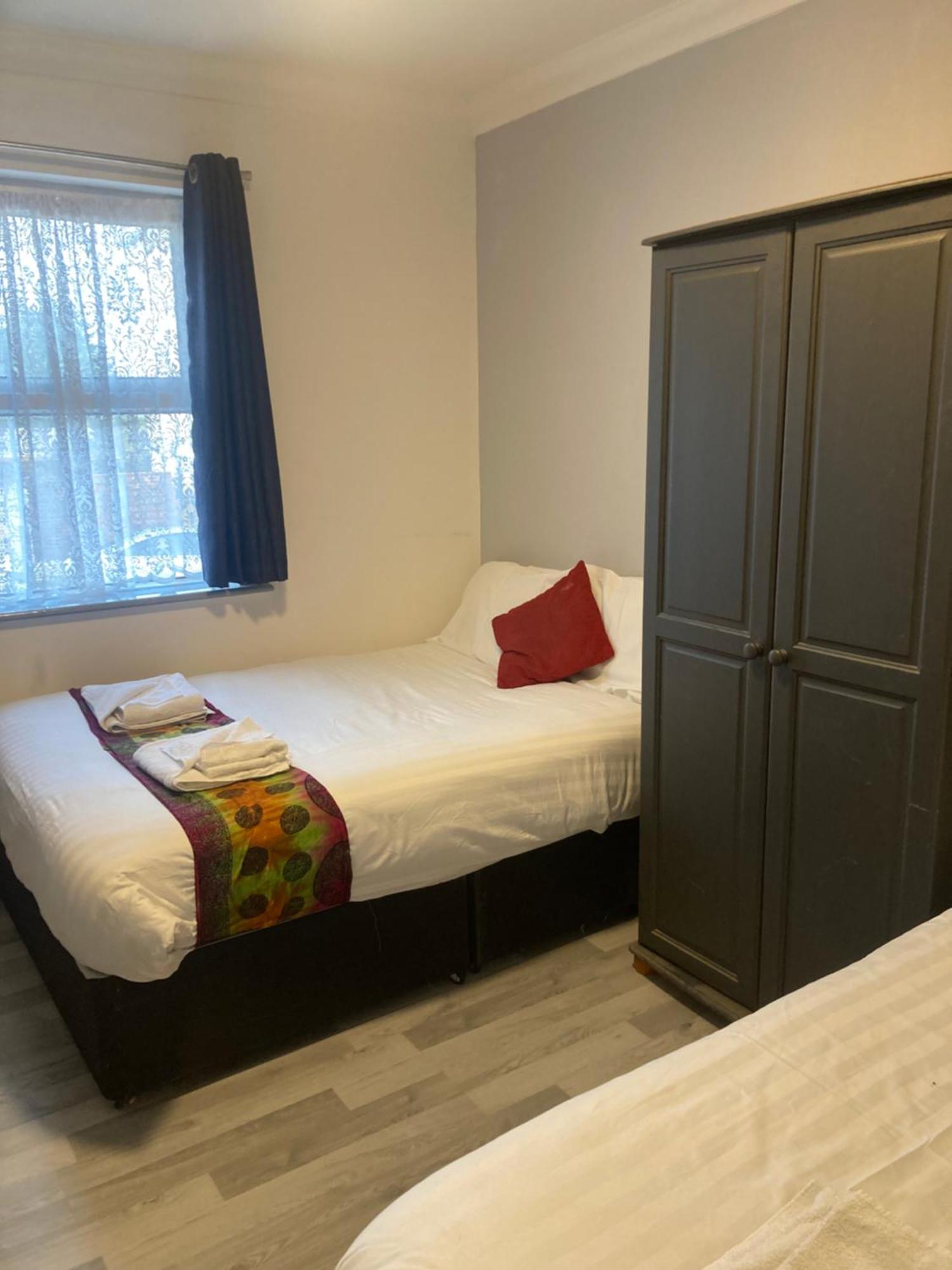Abingdon Lodge Hotel ไรด์ ภายนอก รูปภาพ